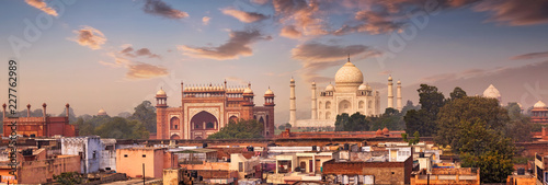 Panorama of Taj Mahal view over roofs of Agra Poster Mural XXL