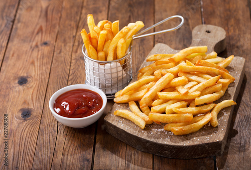 Cuadros en Lienzo French fries with ketchup