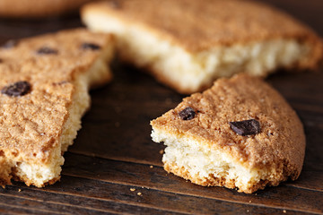 chocolate chip cookies