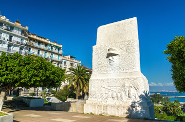 Canvas Print - Monument in Flower Clock Garden in Algiers, Algeria