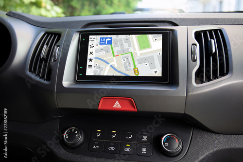 Fotografia touch multimedia system with application navigation on the screen