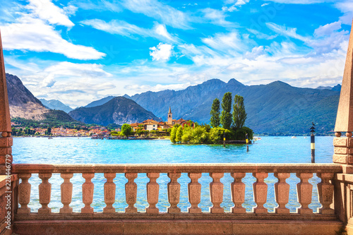 Fotografie, Obraz Isola dei Pescatori, fisherman island in Maggiore lake, Borromean Islands, Stres