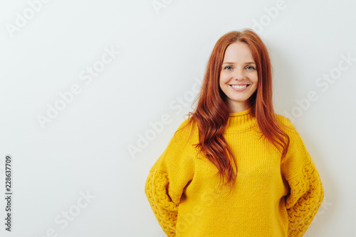 Photographie Happy smiling young redhead woman