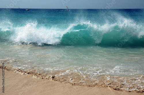 Fotografie, Obraz Vague en bord de mer, île de Sal, le Cap Vert, Afrique de l'ouest