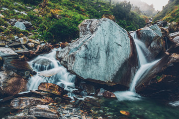 Fototapete - Bhagsu waterfall. Bhagsu, Himachal Pradesh, India