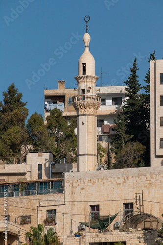 Fotografia, Obraz Blick auf eine Moschee in Amman, Jordanien