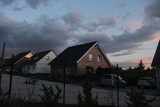 Fototapeta Pomosty - house at sunset