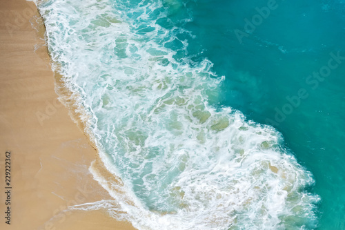 Cuadros en Lienzo Aerial view of abstract tropical beach with turquoise water in Kelingking beach, Nusa Penida