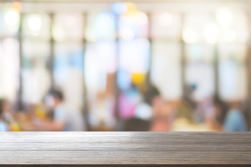Aufkleber - Wood Table Top Background on blurred customer at restaurant or cafe coffee shop blur background use us display or montage your products design