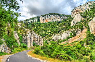 Sticker - Road through rocks in the Vaucluse department of France