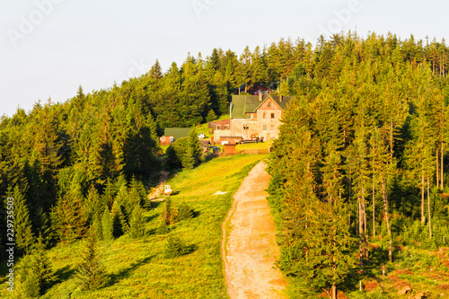 Fotografie, Obraz View of Klimczok peak with a mountain hostel on it