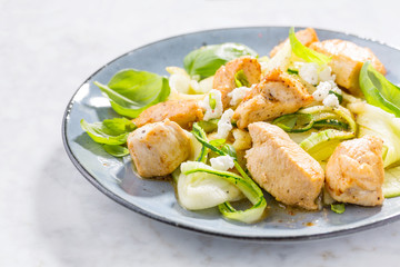 Wall Mural - Low carb zucchini pasta with chicken