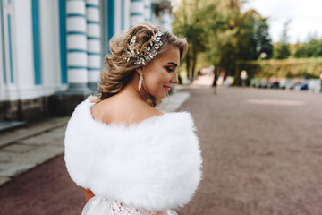 woman, pink, dress, young, beautiful, spring, flower, flowers, girl, model, garden, beauty, sun, park, white, hair, fashion, female, brunette, nature, tree, happy, summer, women, smile, makeup, outdoo