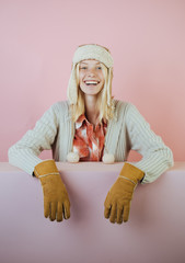 Wall Mural - Autumn girl preparing for Autumn sale. Girl in autumn are getting ready for autumn sale. Beautiful girl with background board for Copyspace.