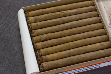 Canvas Print - cigar on black background