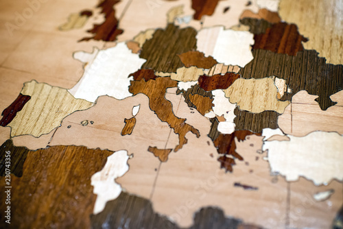 Fotografija Inlaid wooden map showing European countries