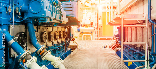 Cuadros en Lienzo Modern Ship Engine Machinery and Industrial Spaces