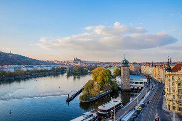 Poster - Vue de Prague depuis la terrasse de la Maison dansante