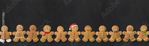 Fotomural Schiefertafel mit Lebkuchenmännchen