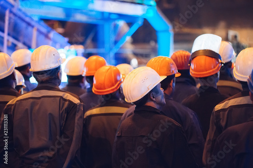 Fotografía Strike of workers in heavy industry.