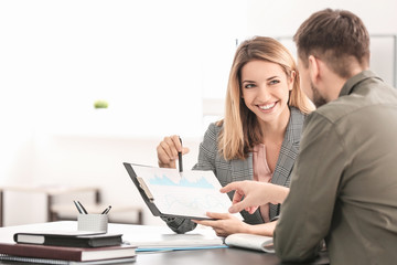 Sticker - Consulting manager with man at meeting in office