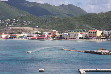 Sticker - boat leaving paradise