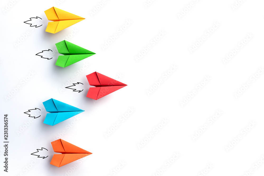 Paper planes on white background. Business competition concept. - obrazy, fototapety, plakaty 
