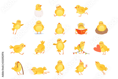 Fotomural Set of funny yellow chicken in various situations