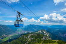 Hochalmbahn Cable Car, Garmisch-Partenkirchen, Bavaria, Germany