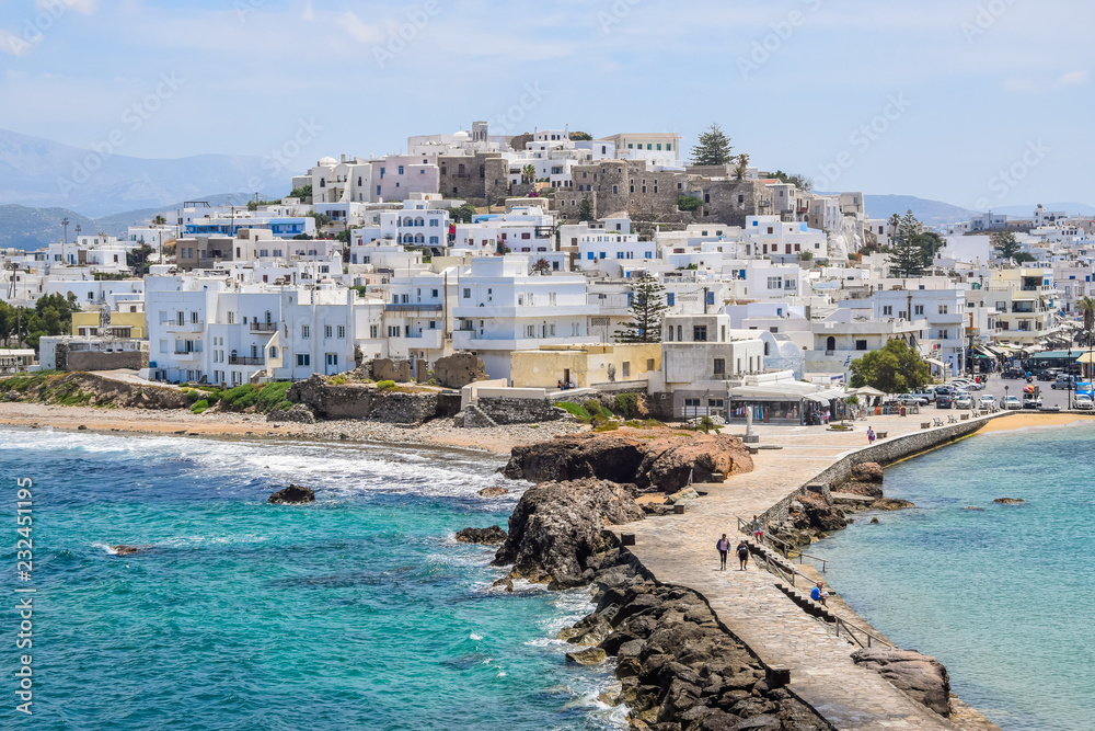 Aerial view of Chora Old Town on Naxos, Greece  - obrazy, fototapety, plakaty 