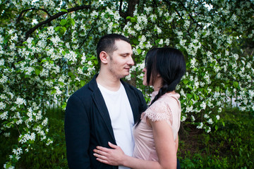 lovers in the forest photo shoot in nature