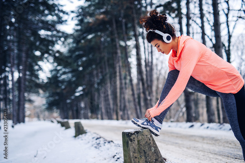 Fotografía Youn can't let the weather affect your fitness routine
