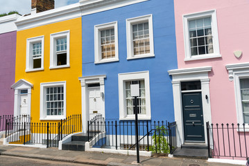 Fototapete - Colorful row houses seen in Notting Hill, London