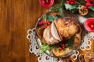 Sticker - Roasted pork ham served with baked potatoes