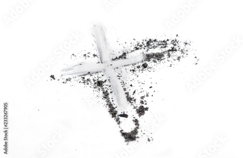 Fotografía Christian cross or crucifix drawing in ash, dust or sand as symbol of religion,