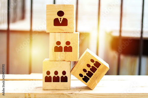 Cuadros en Lienzo organization and team structure symbolized with big cubes and sun effect outdoor