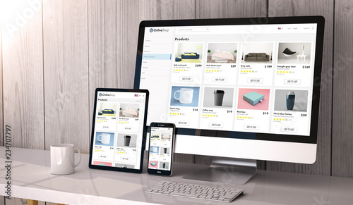 Fotografía devices responsive on workspace online shop website design