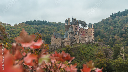 Plakat Widok Burg Eltz w Niemcy