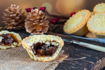 Wall Mural - Traditional Christmas mince pies on wooden table