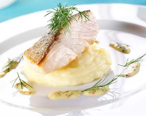 Canvas Print - GRILLED SALMON WITH CELERIAC PUREE