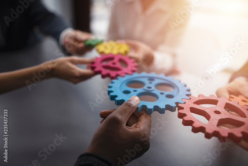 Fotomural Business team connect pieces of gears