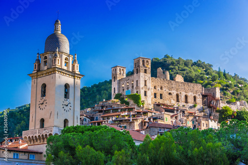 View of Dolceacqua in the Province of Imperia, Liguria, Italy Tableau sur Toile