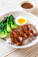 roast barbecue red pork on topped rice