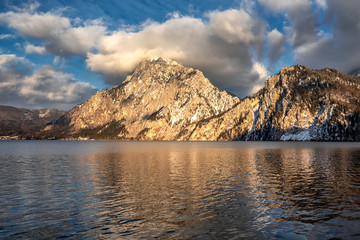 Wall Mural - Hallstatt mountain village