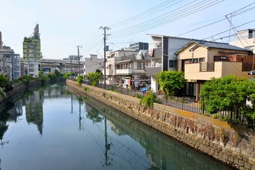 Wall Mural - 横浜神奈川区の運河沿いの風景