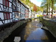 Village germanique les pieds dans l'eau