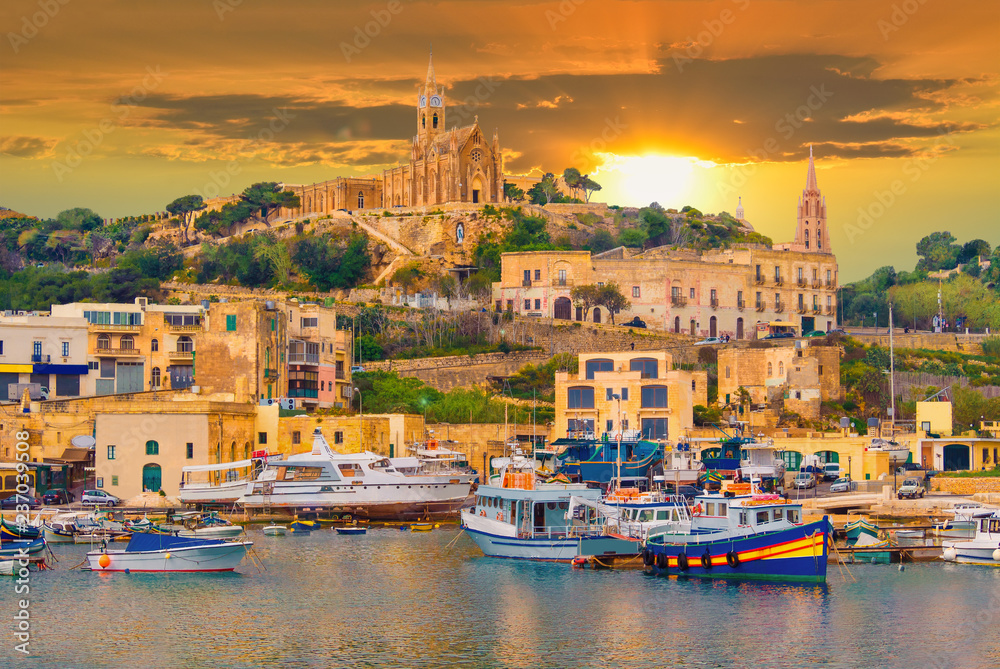 Beautiful cityscape over Gozo island, medieval architecture of castle and boats on the harbor of Malta - obrazy, fototapety, plakaty 