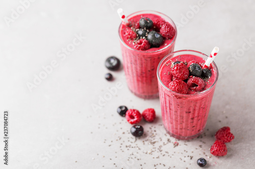 Cuadros en Lienzo Healthy appetizing red smoothie dessert in glasses