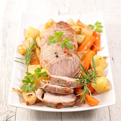 Wall Mural - roast veal and vegetable