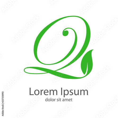Logotipo Letra Q Mayúscula Con Hojas En Color Verde Buy